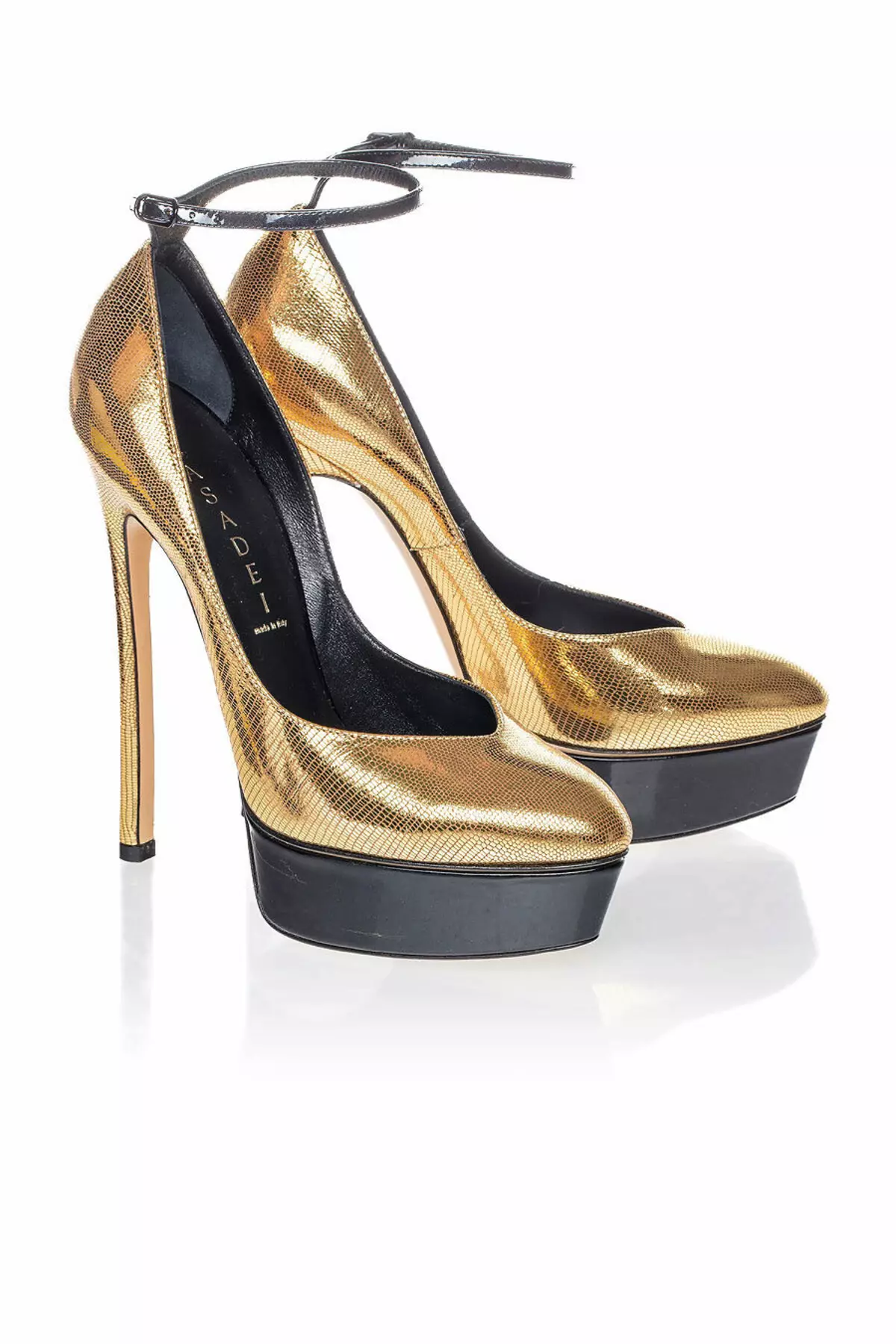 Златни обувки (46 снимки): Какво да носят златни обувки за жени, с какви чорапогащи да комбинират 2570_13