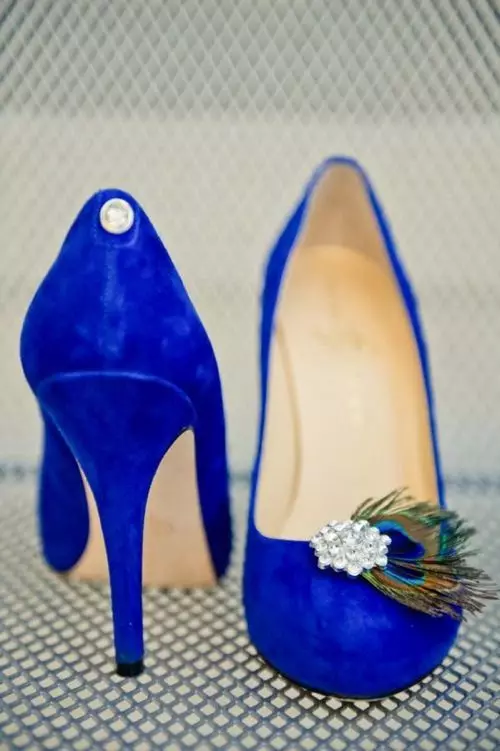 Sabates blaves (80 fotos): models femenins de color blau fosc, amb els quals l'ús de sabates de color blau brillant, que leotards a desgast 2576_37
