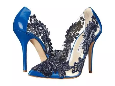 Giày màu xanh (80 ảnh): Người mẫu nữ màu xanh đậm, với đôi giày màu xanh sáng, quần bó sát 2576_40
