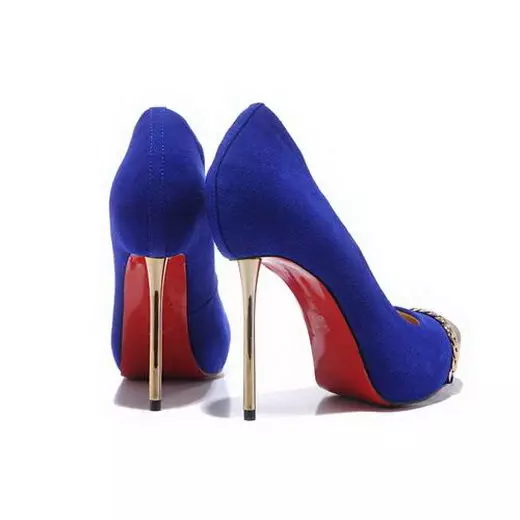 蓝色鞋子（80张照片）：深蓝色的女性模型，穿着穿着明亮的蓝色鞋子，紧身衣穿 2576_53