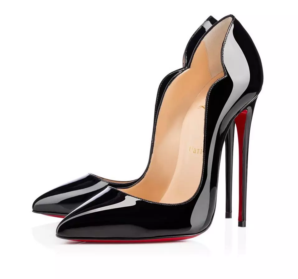 Labuthen чевли (72 фотографии): Женска лабораторија со црвени стапала, оригинално црно од Кристијан Louboutin 2021, колку чини 2584_8