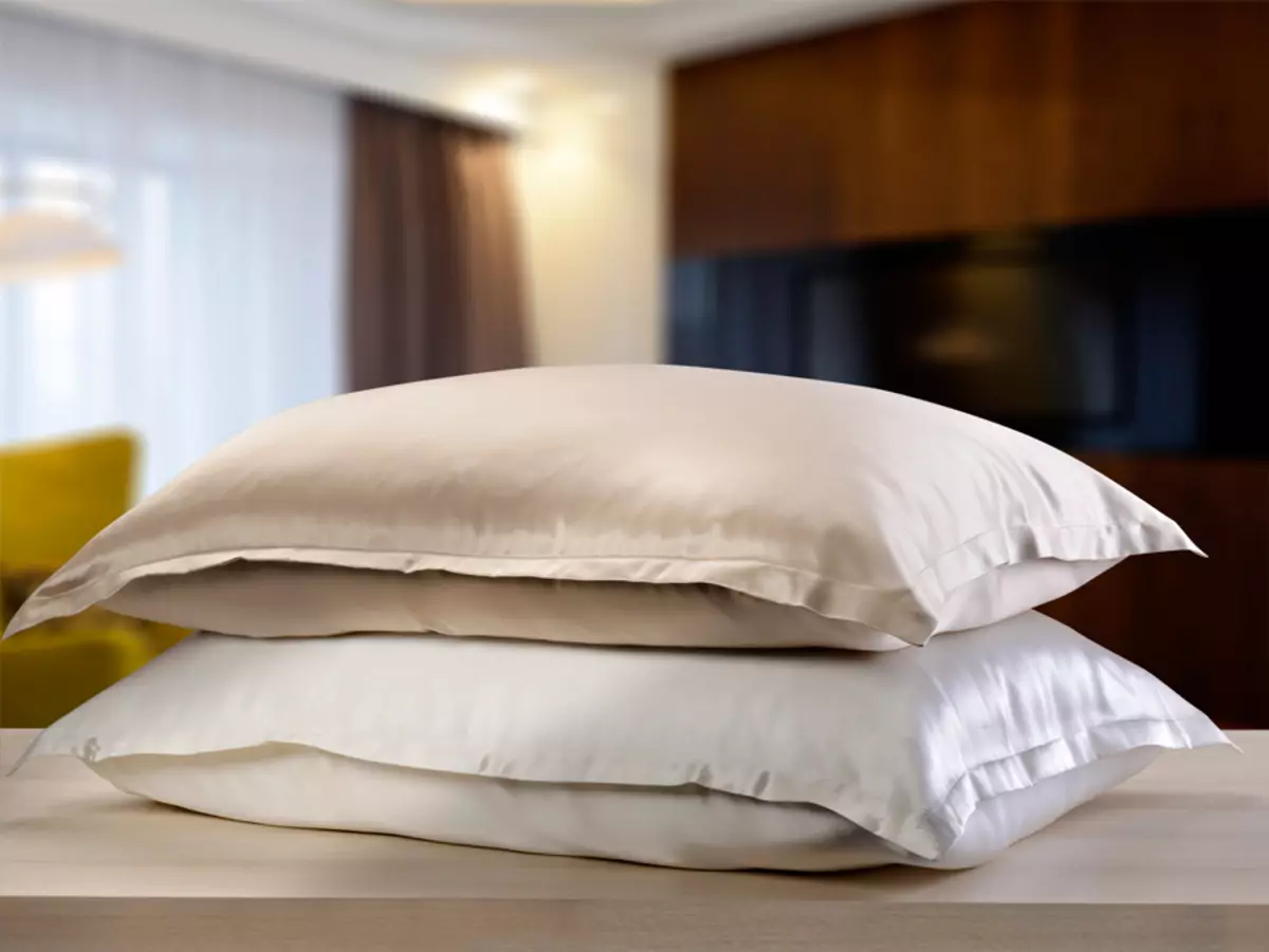 Svileni jastučnici: od prirodne i umjetne svile. Kako birati i kako se oprati? Dimenzije i dizajn 25916_2