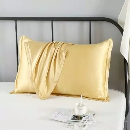 Pillowcases de seda: desde a seda natural e artificial. Como elixir e como lavar? Dimensións e deseño 25916_28