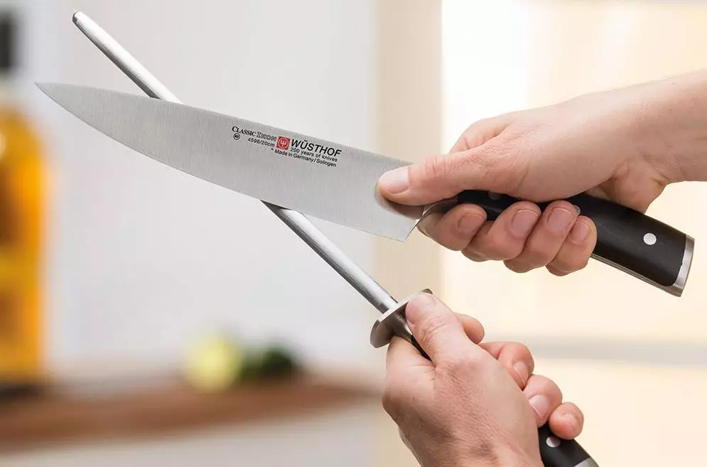 चाकू धारण करण्यासाठी मुसेट: मुसेट सह चाकू sharpen आणि संपादित कसे? ते कसे योग्य आहे? 25918_13