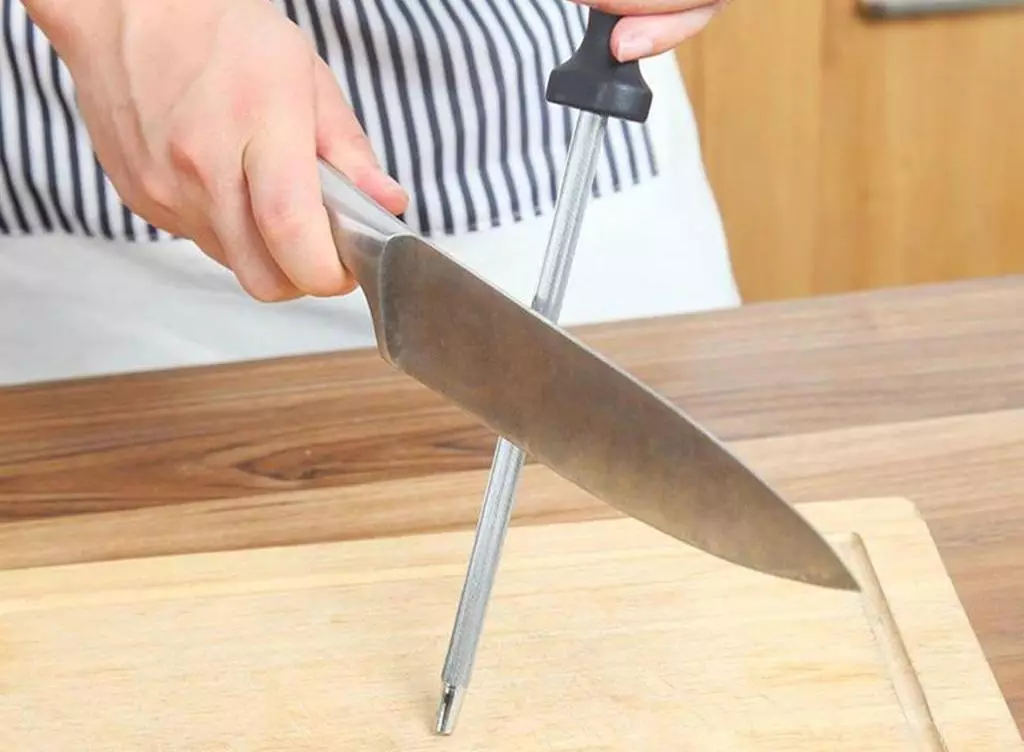 Musat untuk mengasah pisau: bagaimana untuk mengasah dan mengedit pisau dengan musasi? Bagaimana untuk memilihnya dengan betul? 25918_17