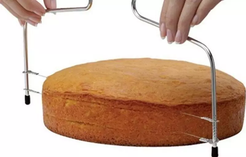 ເຄື່ອງມືຕັດ Biscuit: ມີດແລະມີດສໍາລັບຕັດ cortes, saws ແລະເຄື່ອງມືອື່ນໆ. ວິທີການໃຊ້ racks ການຫາປາສໍາລັບການຕັດ cake? 25931_10