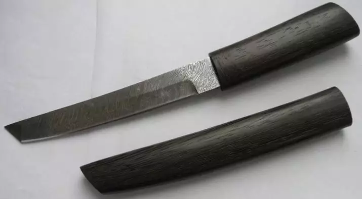 چاقو آشپزخانه جعلی (17 عکس): چاقو دستباف توضیحات برای آشپزخانه، نمونه های زیبا از چاقوهای دست ساز 25933_16