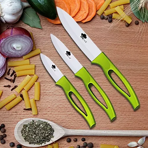 Thika për perime dhe fruta (29 foto): Përshkrimi i slicers me thikë perimesh, duke zgjedhur një thikë për prerjen e shalqi dhe për zest, për prerjen e mollëve dhe fruta të tjera 25942_4