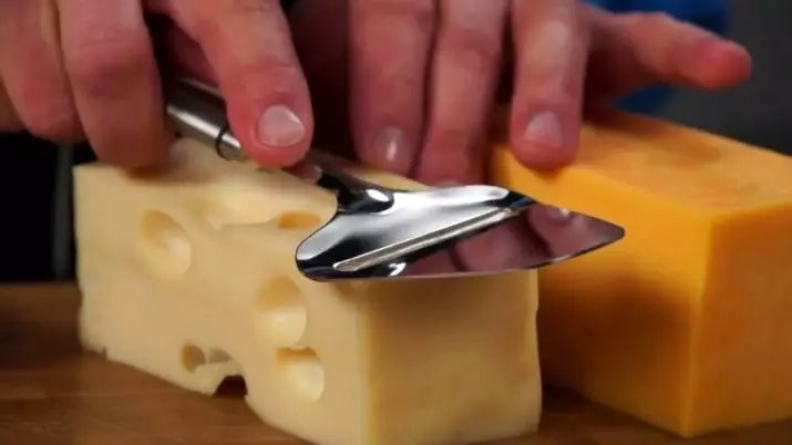 Peilis sūriui (33 nuotraukos): sūrio peilių rinkinys pjovimui, modeliams su dviem rankenomis. Kaip naudotis profesionalių sūrio peiliais? 25944_16