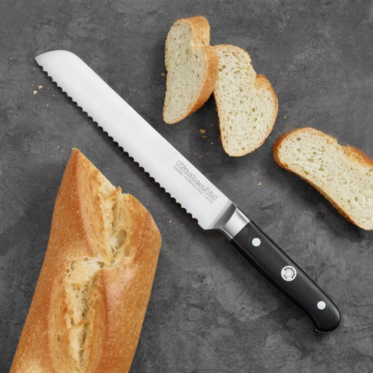 Thikat për bukë (19 foto): Çfarë thika për bubbertin e kuzhinës duket si prerja e bukës? Si të zgjidhni më të mirën? 25945_15