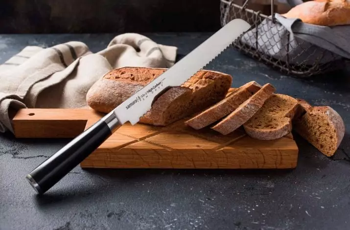 Kések a kenyérhez (19 fotók): Mit néznek ki a konyhai buborék kések, mint a kenyérkenyér? Hogyan válasszuk ki a legjobbat? 25945_2