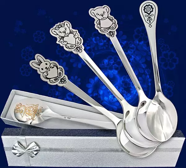 Spoon History: Fødsel af et bord apparat. Hvordan syntes en ske? Hvem opfandt en ske? 25954_16
