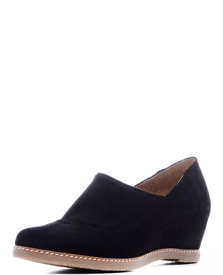 Черни обувки (110 снимки): Какво да носят красиви женски обувки в черно, как да се комбинират дънки с тях, чорапи, чорапи 2596_102