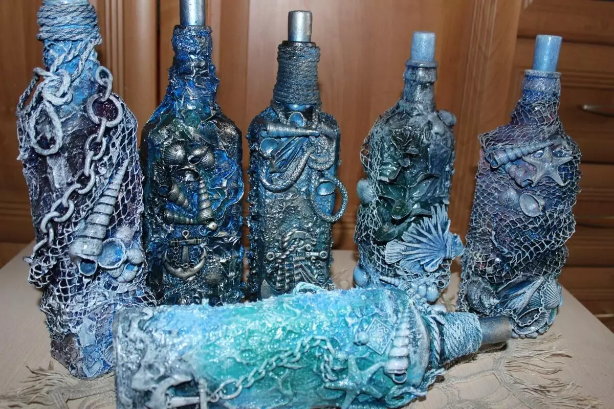 Butelki wystrój: Piękna dekoracja szklanych butelek wina z własnymi rękami, dekoracja z sznurkiem i rajstopami, dla mężczyzny i kobiety 25995_67