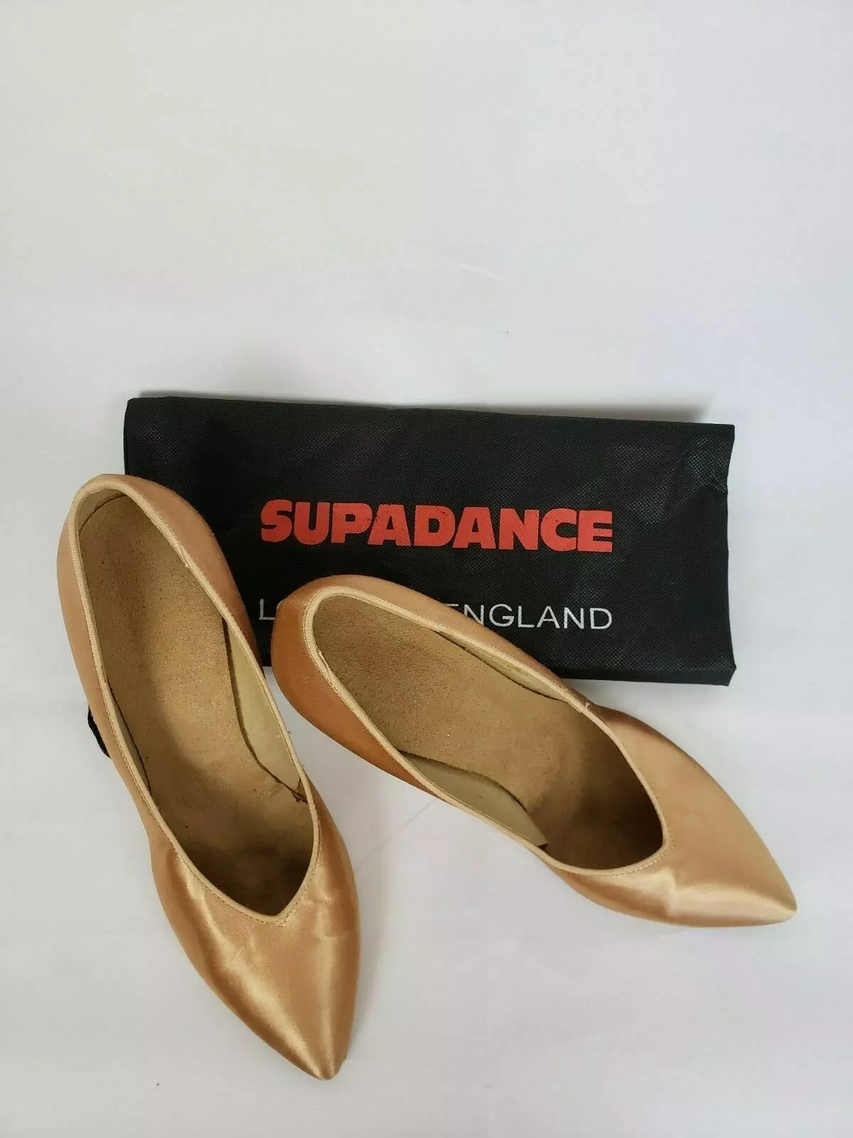 Plearty Dance Shoes: Ženske plesne cipele i dječje cipele za sportske i plesne plesne plesne dvorane. Modeli ocjenjivanja i njihove veličine 260_38