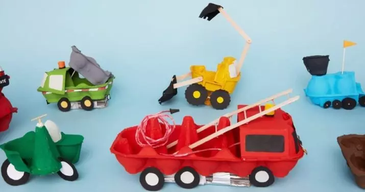 Занаяти по пожарна безопасност: Направи си сам за детска градина и училище. Как да си направим ученик си от филц и зърнени храни? 26123_36
