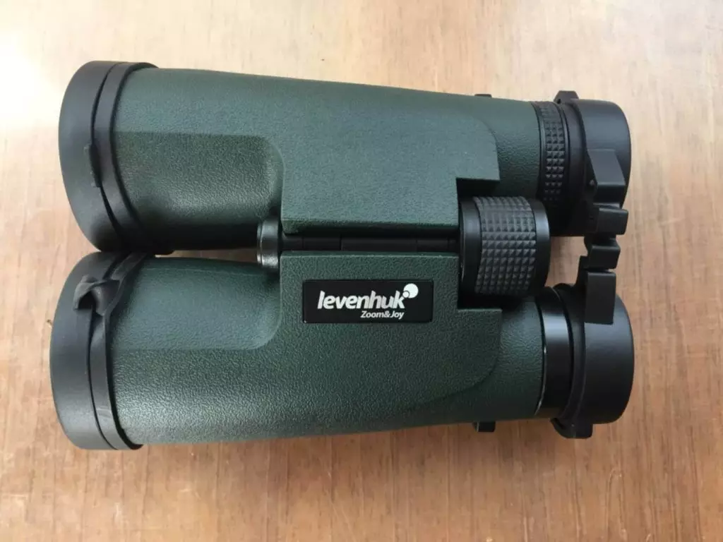 Devenhuk binoculars: 20x50 ແລະ 12x42, 10x42 ແລະແບບອື່ນໆຈາກຜູ້ຜະລິດ, ການທົບທວນຄືນຂອງເຈົ້າຂອງ 26148_14
