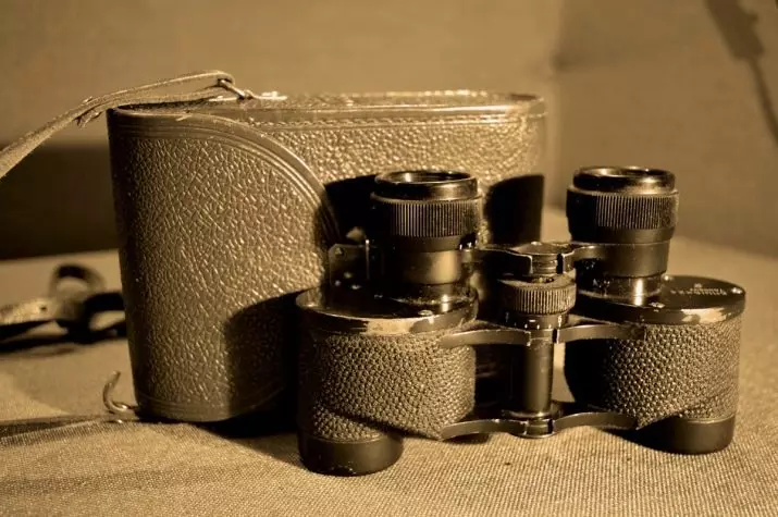 Binoculars ya USSR: mifano bora ya Soviet 6 kwa 30 na 7x50, 8x30 na 20x60, maelezo ya jumla ya binoculars nyingine yenye nguvu na miaka ya kutolewa, unyanyapaa juu ya mifano ya kawaida 26161_26