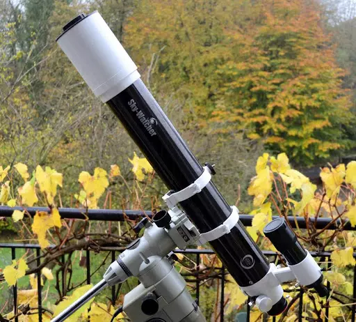 Sky-Watcher телескоптары (19 фотосурет): орнату, сөмкелер және көзілдірік. Нұсқаулыққа және қалай пайдалануға болатындығы туралы қалай жинауға болады? Пікірлер 26170_5