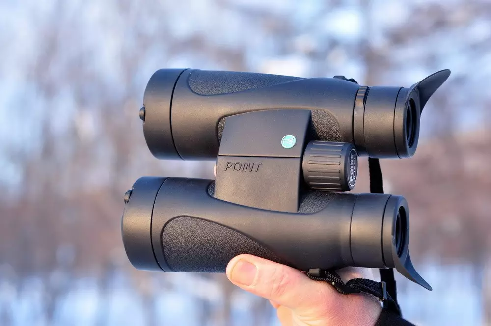 Yukon Binoculars: 10x50 и 20x50, 30x50 и 8-24x50, 16x50 и 12x50, затвореници и други модели од производителот, прегледите на сопствениците 26176_8