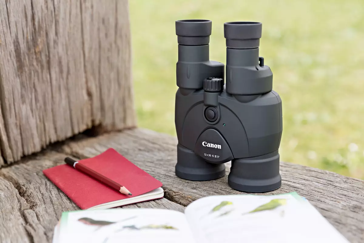 Canon bloculars: အစွမ်းထက်ဂျပန် binoculars 70x70 နှင့် 60x0x0, 20x50, 20x50 နှင့် 8x40, 26182_8