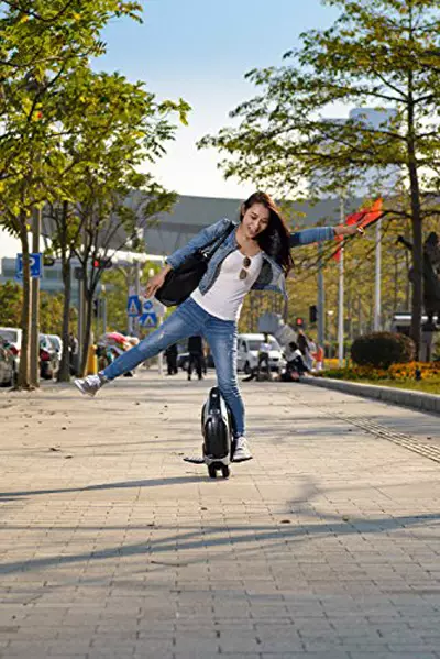 Μονοκάλα: Ποιο είναι το όνομα του unicycle (μονό ποδήλατο); Επισκόπηση ηλεκτρικών μοντέλων. Πώς να μάθετε να οδηγείτε; 26188_12