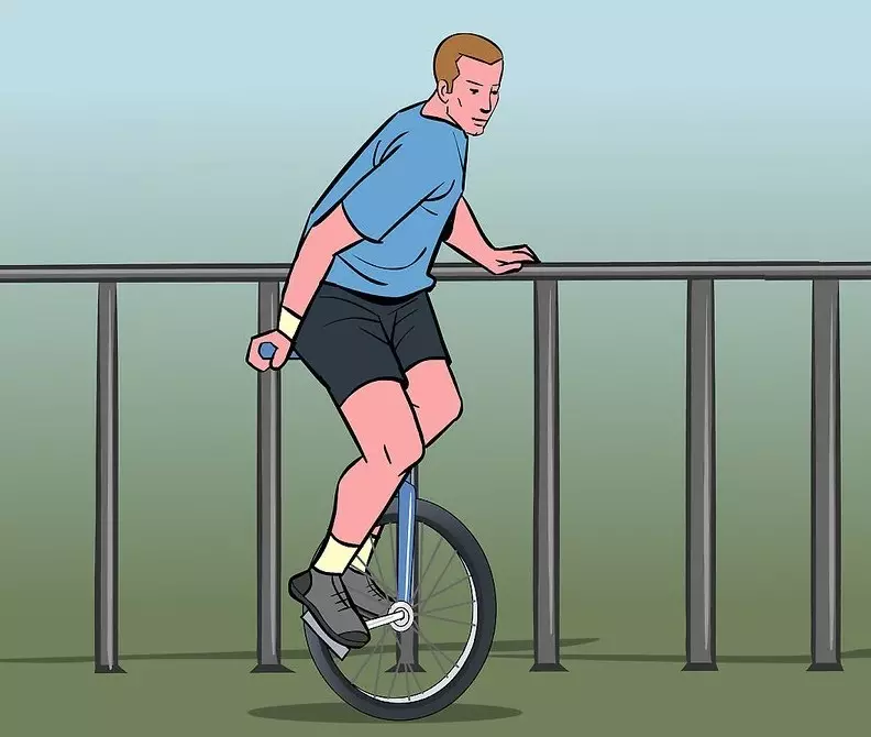 Моноцикъл: Какво е името на Unicycle (единичен велосипед)? Преглед на електрическите модели. Как да се научите да яздите? 26188_53