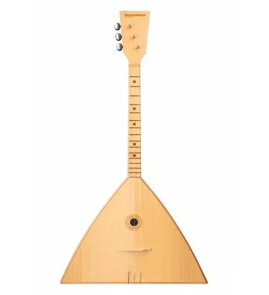 Balalaika (50 photos): How many strings and what system have a musical string-pin tool? What does it look like? The history of the emergence of Russian folk balalaika 26192_19