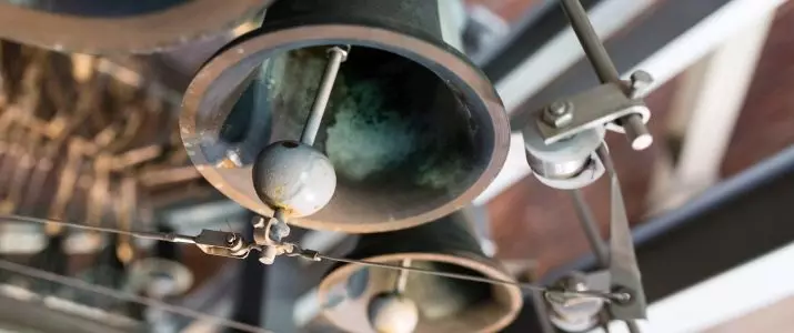 Carillon: a Péter és Pál székesegyház zenei hangszere, Kondopoga és Belgorodi Carillons, más helyeken Oroszországban 26198_12