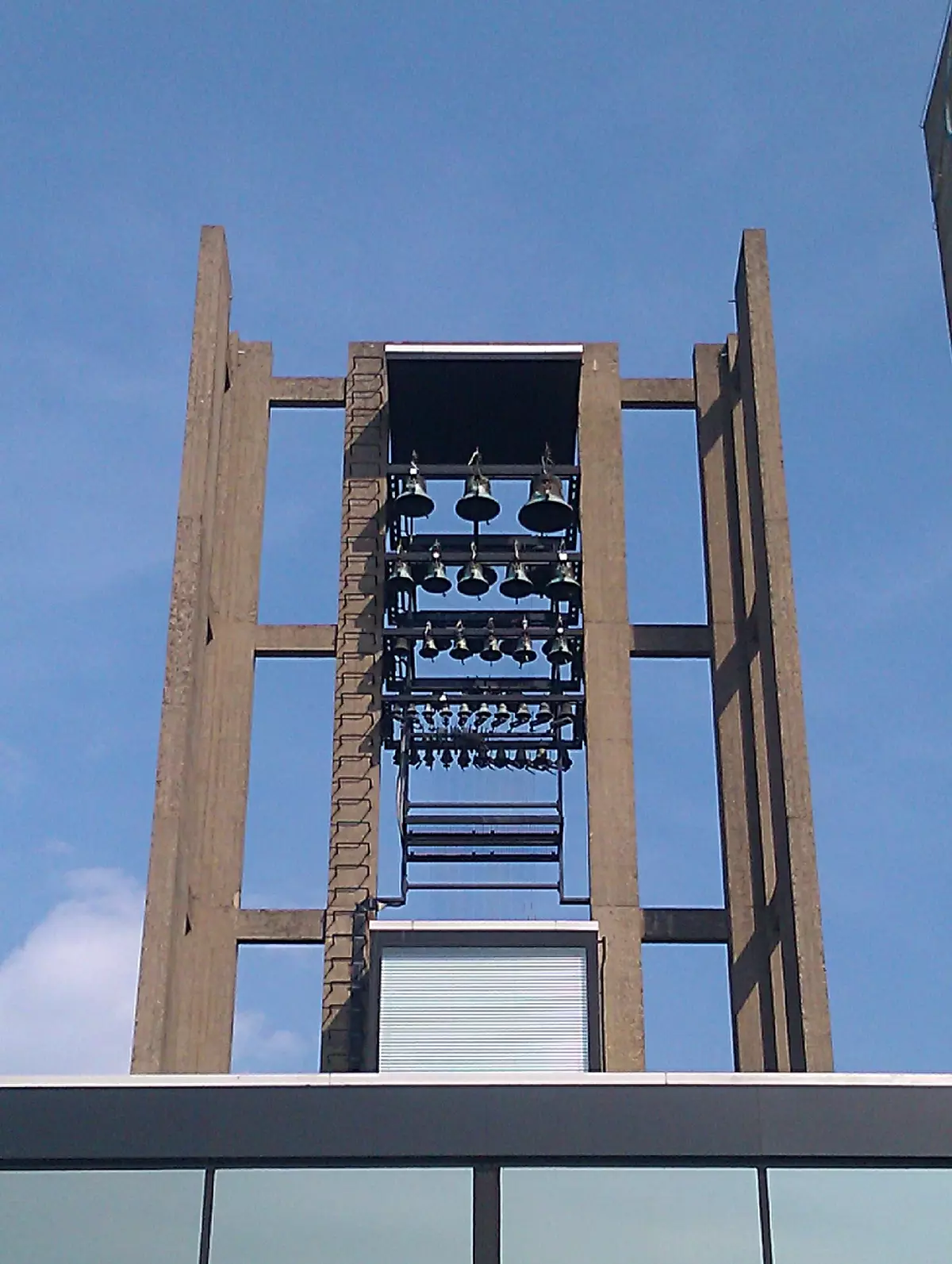 Carillon: музикален инструмент на катедралата Петър и Павел, Carillons в Kondopoga и в Белгород, на други места в Русия 26198_14