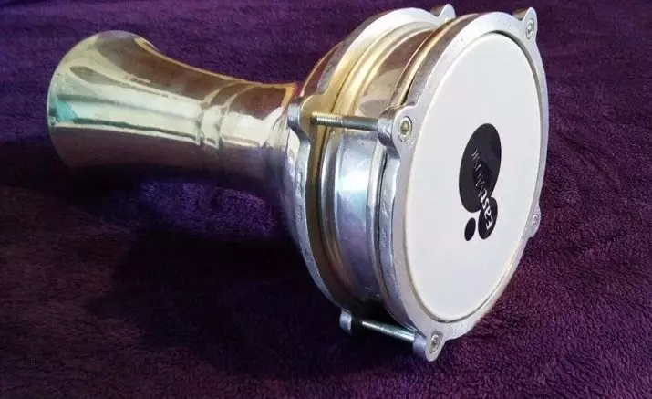 Darbuka (37 Fotos): Wie viele Zentimeter sind Höhe? Trainingsspiel auf einem Schock-Musikinstrument, Rhythmen der arabischen Trommel und Musik 26220_24