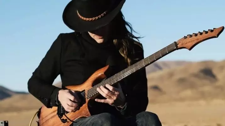 Western Guitar：それは何ですか、そして古典とはどういう意味ですか？西洋タイプギターのメロディー。それらを遊ぶには？ 26263_13