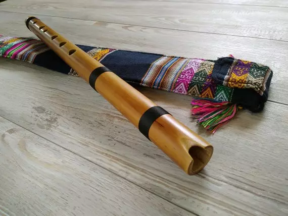 Peruvian Flute: Musikk Flute Ken Indianer Peru. Hva melodier spiller på etnisk verktøy? 26290_7