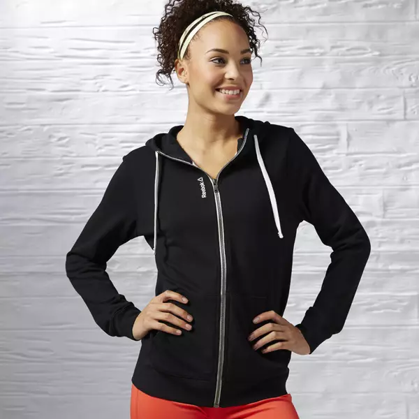 Sports превръзка на главата (66 снимки): Модели за тичане и спорт от Nike и Adidas, това, което се нарича женски превръзка и как да го нося 2629_45
