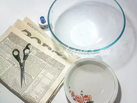 پلیٹ پاپیر - ماشا (39 فوٹو): کاغذ اور اخباروں سے اپنے ہاتھوں سے نوشی کیسے بنائیں؟ پلیٹ سے کیسے ہٹا دیں؟ پینٹ کیسے کس طرح خشک 26348_15