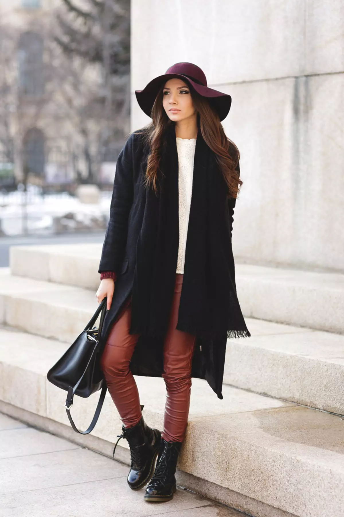 Без шляпы и пальто. Пальто и шляпа. Образ пальто и шляпа. Черное пальто и шляпа. Шляпа с пальто женское.
