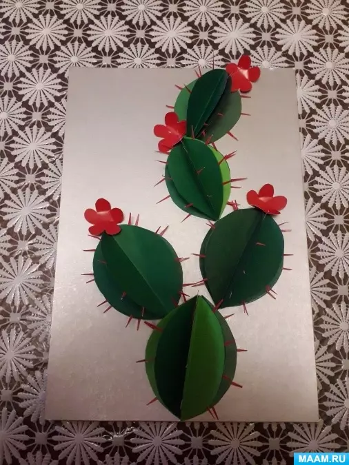 Volumetric Applique: Si për të bërë letër me ngjyrë për fëmijët kaktus dhe dardhë? Shporta dhe qershi e bëjnë vetë hap pas hapi. Pineapple, vinça dhe ide të tjera 26389_14