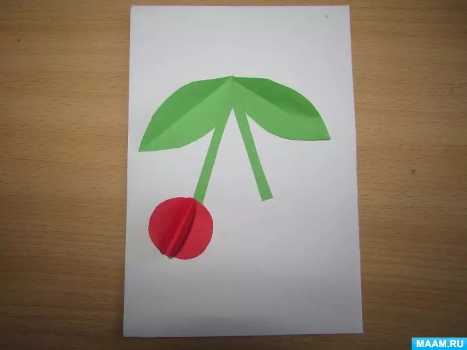 Volumetric Applique: Si për të bërë letër me ngjyrë për fëmijët kaktus dhe dardhë? Shporta dhe qershi e bëjnë vetë hap pas hapi. Pineapple, vinça dhe ide të tjera 26389_36