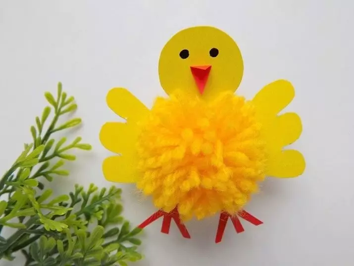 アプリケーション「チキン」：2~3歳の子供のための色紙の工芸品。牧草地と卵の中で鶏肉を作る方法は？ 26395_18