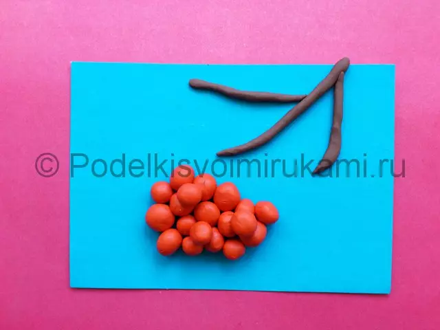 Plastik appliques: Sistem Suria pada kadbod, applique rowan untuk kanak-kanak. Hedgehog dan Constellation, Romashkaya Polyana dan Cendawan, Produk Lain 26400_11