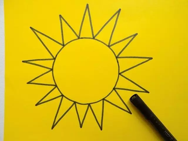 Applique“Sunny”：兒童彩色紙的超級輻射太陽。如何從其他材料中曬太陽？ 26418_11
