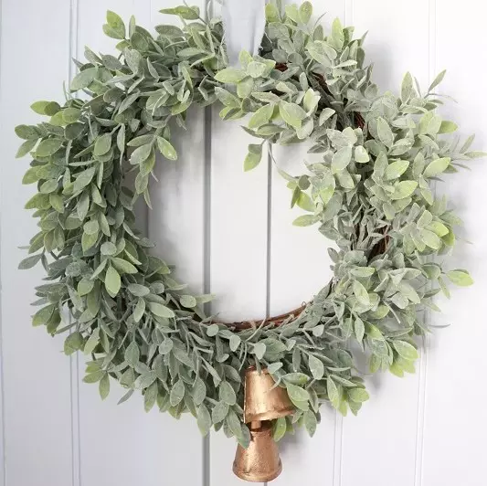 Wreaths Wreaths (Linepe tse 51): monyako le tafoleng. U ka e etsa joang ka bohato? Wreaths ho tloha tinkl le li-tubes, ka likerese le makala, likhetho tse ling 26448_28