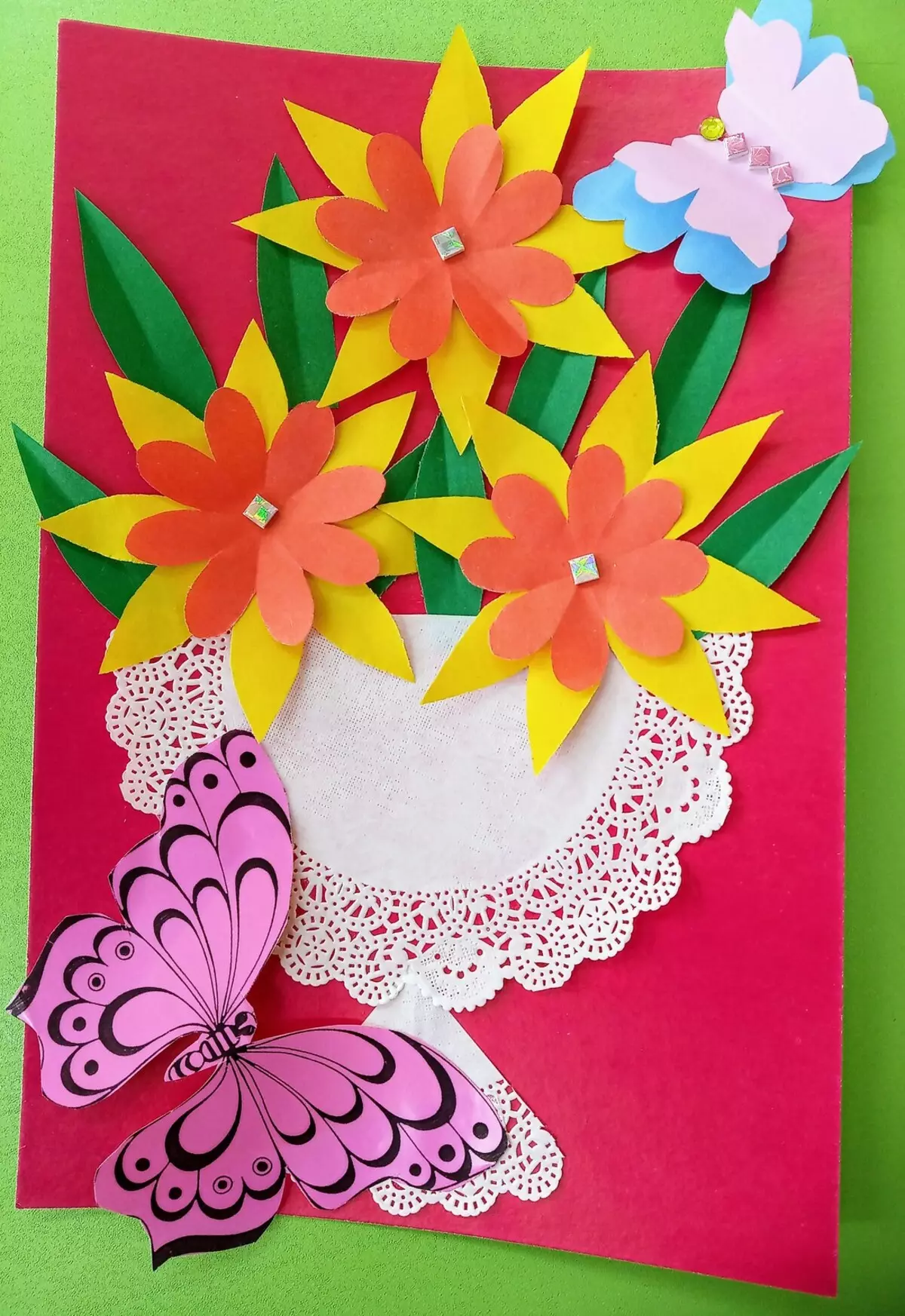 Postcard woman per un compleanno con le tue mani: Belle opzioni da un bambino, scrapbooking e semplici cartoline di carta fatta in casa 26489_10