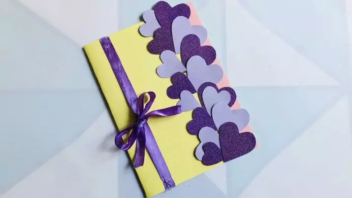 Pohlednice žena pro narozeniny s vlastními rukama: krásné možnosti z dítěte, scrapbooking a jednoduché domácí papír pohlednice 26489_15