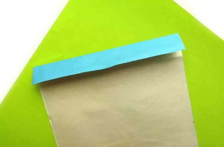 Bookmark-creion: Origami-marcaje din hârtie colorată și aplicații. Cum să le facă pentru cărți pas cu pas Fă-ți singur în conformitate cu schema? 26496_14