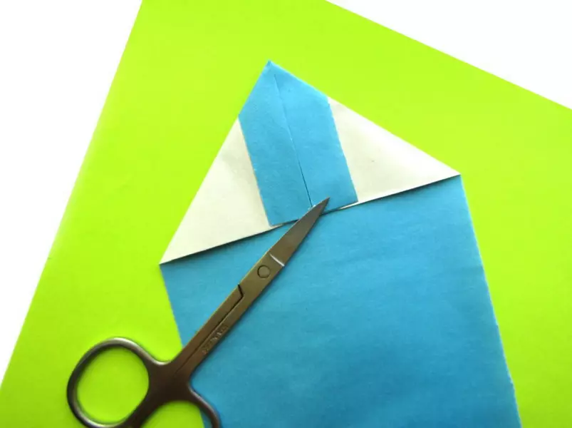Bookmark-pencil: Origami-tetenger digawe saka kertas lan appliqué. Kepiye cara kanggo nggawe buku langkah langkah-langkah dhewe miturut rencana kasebut? 26496_15