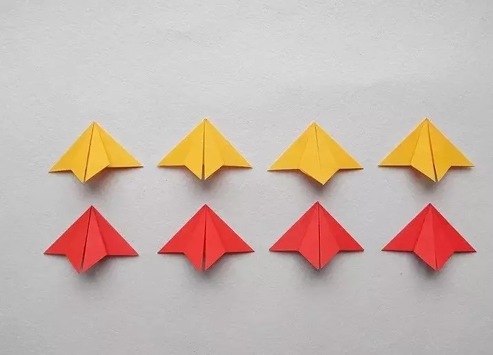 Origami Zaznamki: Kako narediti zaznamke za knjige iz papirja z lastnimi rokami? Metulji in srca, Unicorn in Cat, Chanterelle in drugi preprosti zaznamki v origami tehniki 26500_35
