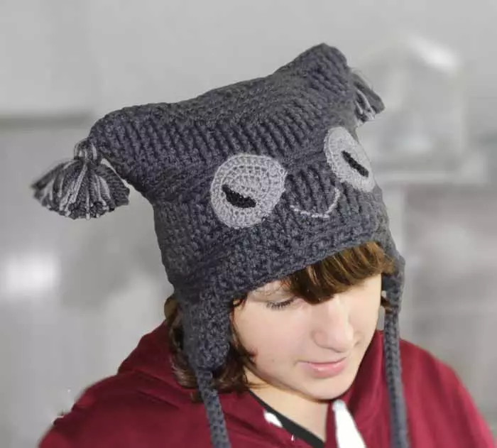 Owl hat (35 foto's): Pirate en sliepende fûgel, wyt folwoeksen model 2650_5