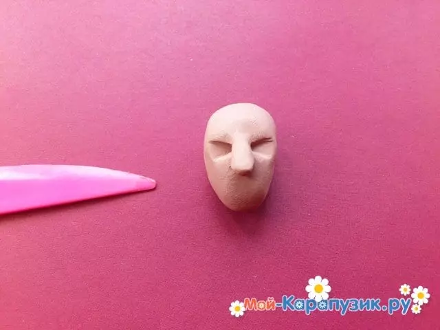 Face From Plasticine: Bagaimana untuk membuat wajah sekeliling seseorang secara berperingkat? Bagaimana untuk membuat wajah wanita dan wajah kanak-kanak langkah demi langkah? Impliqué Modeling. 26538_21