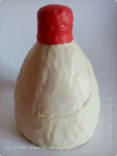 Hamurudan Matryoshka: Plastik bir şişe ile modelleme. Adım adım bir aplike nasıl yapılır? 26560_12